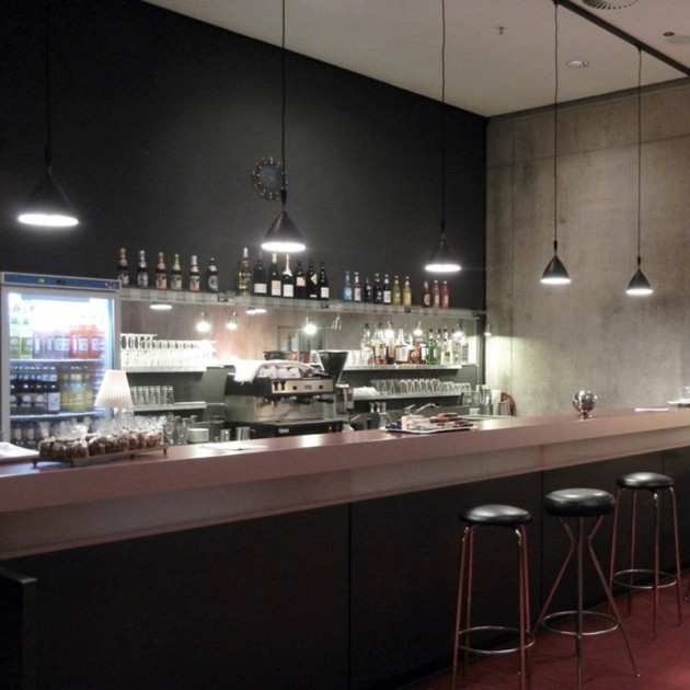restaurante comprar Lámpara Dokka color negro de Northern Lighting. Disponible en Moisés showroom