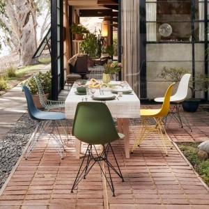 Imagen ambientada terraza Home Stories for Spring 2023 de Vitra
