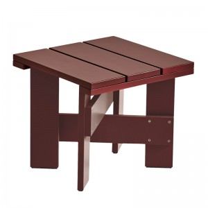 Crate Low Table iron red de HAY